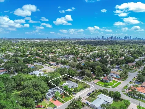 981 NE 152nd Street Miami FL 33162