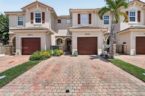 22181 SW 92nd Place Cutler Bay FL 33190