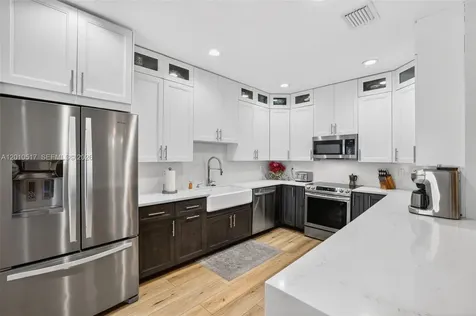 1581 Yellowheart Way Hollywood FL 33019