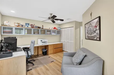 1581 Yellowheart Way Hollywood FL 33019