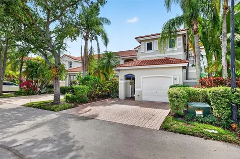 1581 Yellowheart Way Hollywood FL 33019