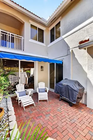 1581 Yellowheart Way Hollywood FL 33019