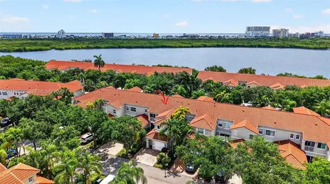 1581 Yellowheart Way Hollywood FL 33019