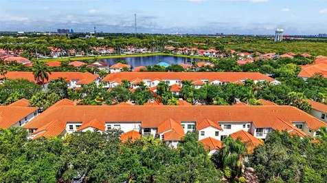 1581 Yellowheart Way Hollywood FL 33019