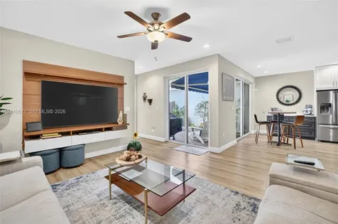 1581 Yellowheart Way Hollywood FL 33019