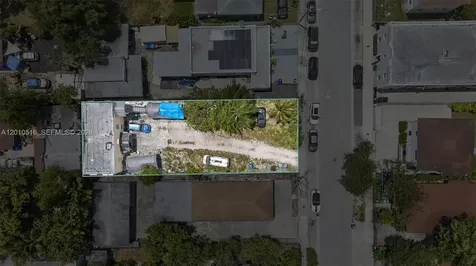 244 NW 32nd Street Miami FL 33127