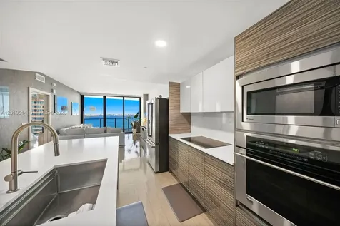 460 NE 28th Street Miami FL 33137