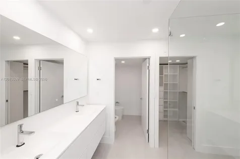 151 Crandon Boulevard Key Biscayne FL 33149