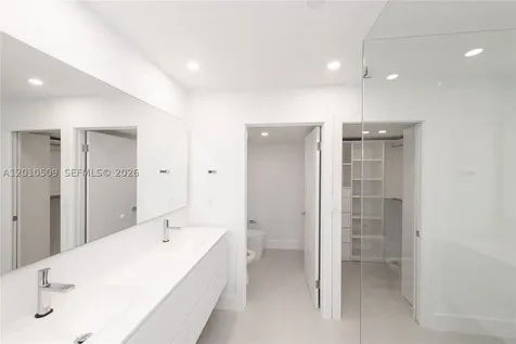151 Crandon Boulevard Key Biscayne FL 33149