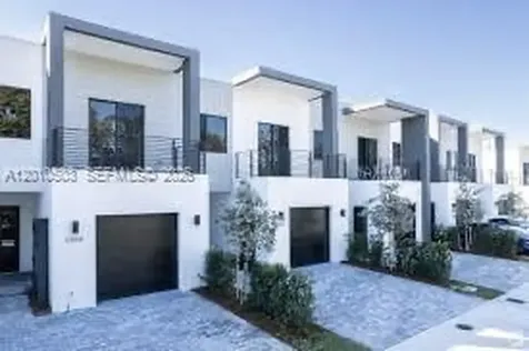 6802 SW 80th Street Miami FL 33143