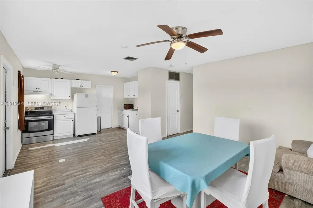 2437 NW 20th Street Fort Lauderdale FL 33311