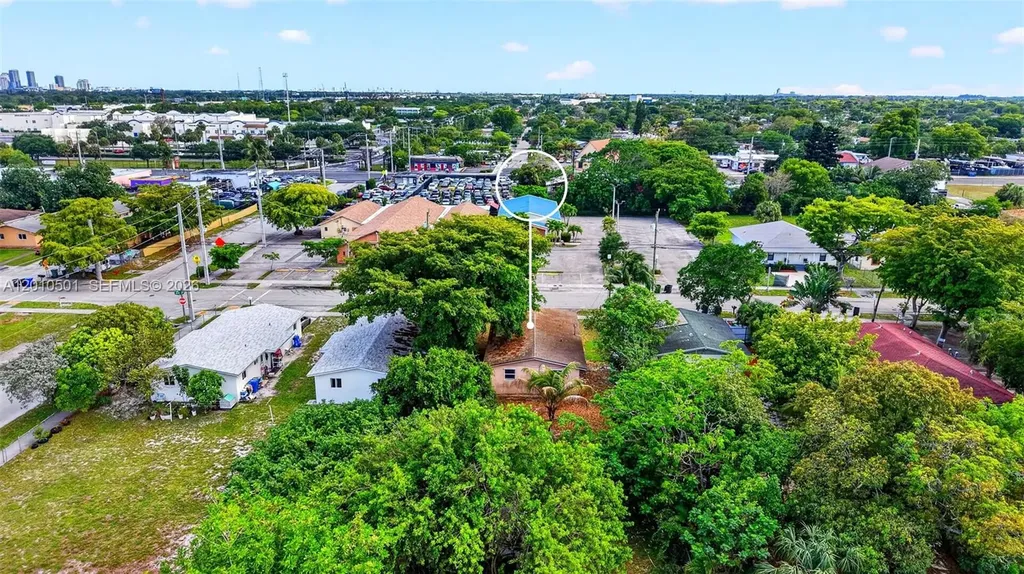 2437 NW 20th Street Fort Lauderdale FL 33311