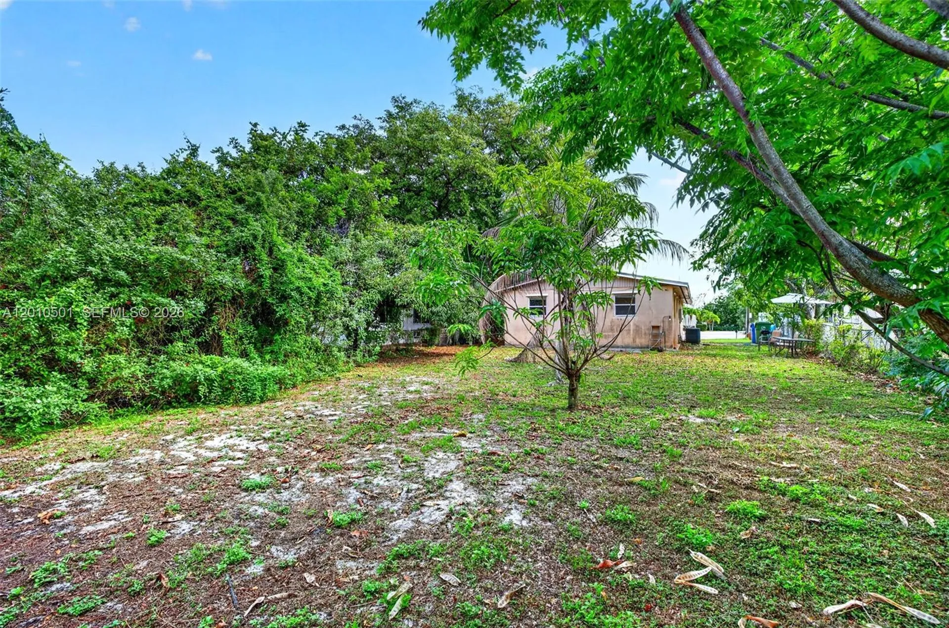 2437 NW 20th Street Fort Lauderdale FL 33311