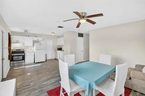 2437 NW 20th Street Fort Lauderdale FL 33311