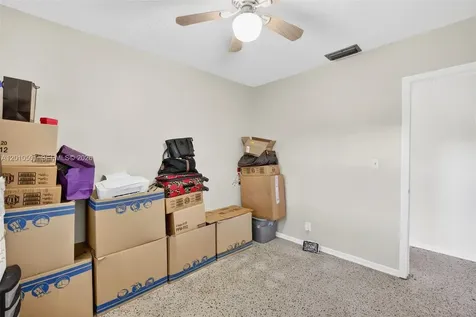 2437 NW 20th Street Fort Lauderdale FL 33311