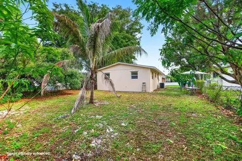 2437 NW 20th Street Fort Lauderdale FL 33311