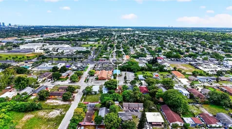 2437 NW 20th Street Fort Lauderdale FL 33311