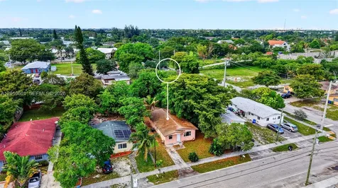 2437 NW 20th Street Fort Lauderdale FL 33311