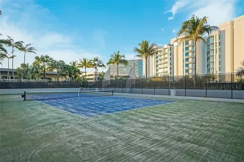 2950 NE 188th Street Aventura FL 33180