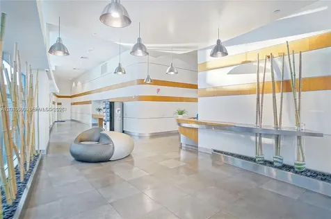 2950 NE 188th Street Aventura FL 33180