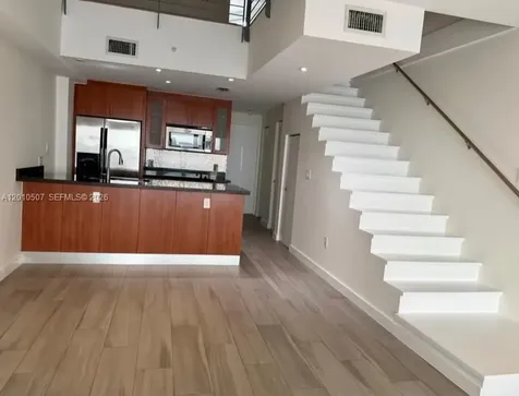 1712 SW 2nd Avenue Miami FL 33129