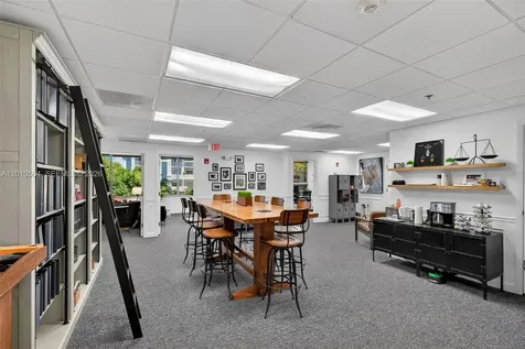 2121 SW 3rd Avenue Miami FL 33129