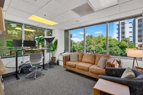 2121 SW 3rd Avenue Miami FL 33129