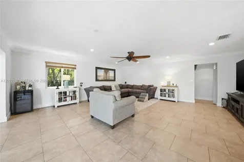 9331 SW 104th Court Miami FL 33176