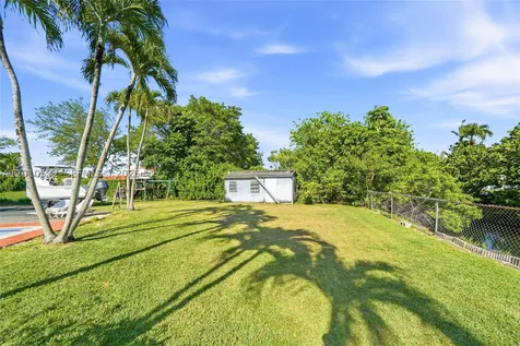 9331 SW 104th Court Miami FL 33176