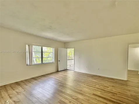 9175 SW 77th Avenue Miami FL 33156