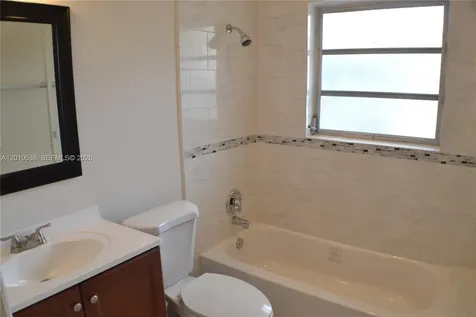 1028 NE 16th Terrace Fort Lauderdale FL 33304