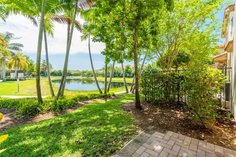6978 Broadland Way Coconut Creek FL 33073
