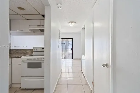2331 W 66th Place Hialeah FL 33016