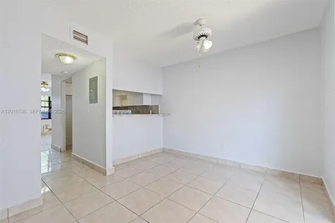2331 W 66th Place Hialeah FL 33016