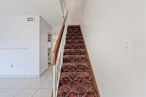 2331 W 66th Place Hialeah FL 33016