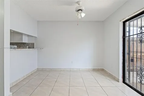 2331 W 66th Place Hialeah FL 33016