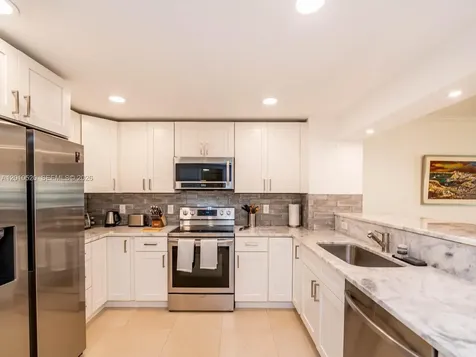 5000 N Ocean Boulevard Lauderdale By The Sea FL 33308