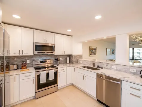5000 N Ocean Boulevard Lauderdale By The Sea FL 33308