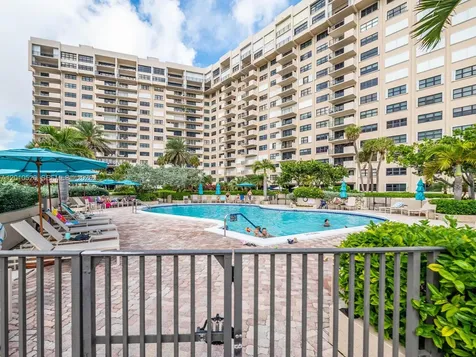 5000 N Ocean Boulevard Lauderdale By The Sea FL 33308