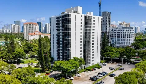 20100 W Country Club Drive Aventura FL 33180