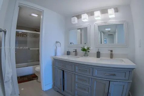 20100 W Country Club Drive Aventura FL 33180