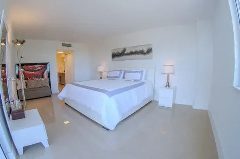 20100 W Country Club Drive Aventura FL 33180