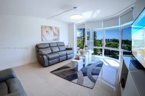 20100 W Country Club Drive Aventura FL 33180