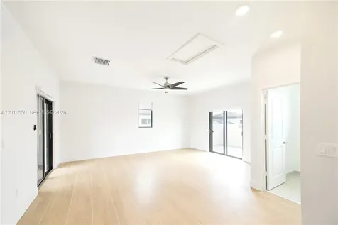 8370 NW 49th Street Doral FL 33166