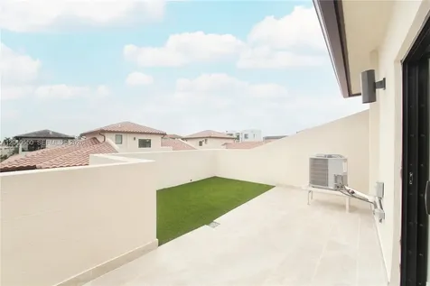 8370 NW 49th Street Doral FL 33166