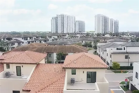 8370 NW 49th Street Doral FL 33166