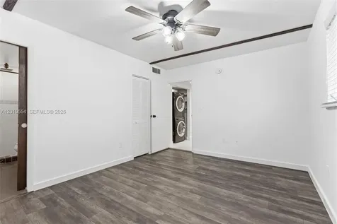 Miami Beach FL 33139