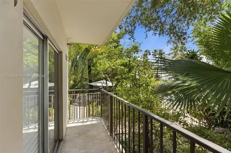 Miami Beach FL 33139
