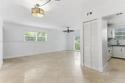 Miami Beach FL 33139