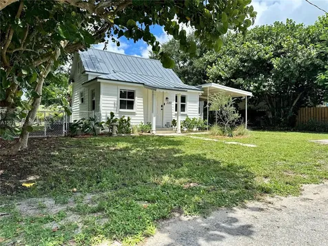 2287 NE Patrician Street Jensen Beach FL 34957